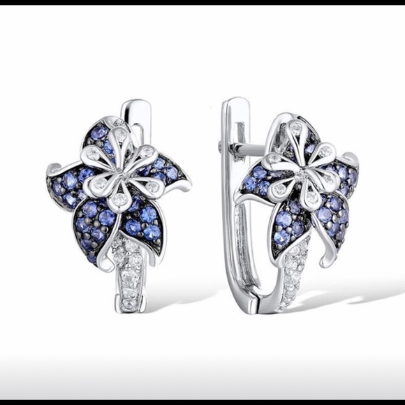 Jewelry - 🔥 Sterling Silver Earrings 🔥
